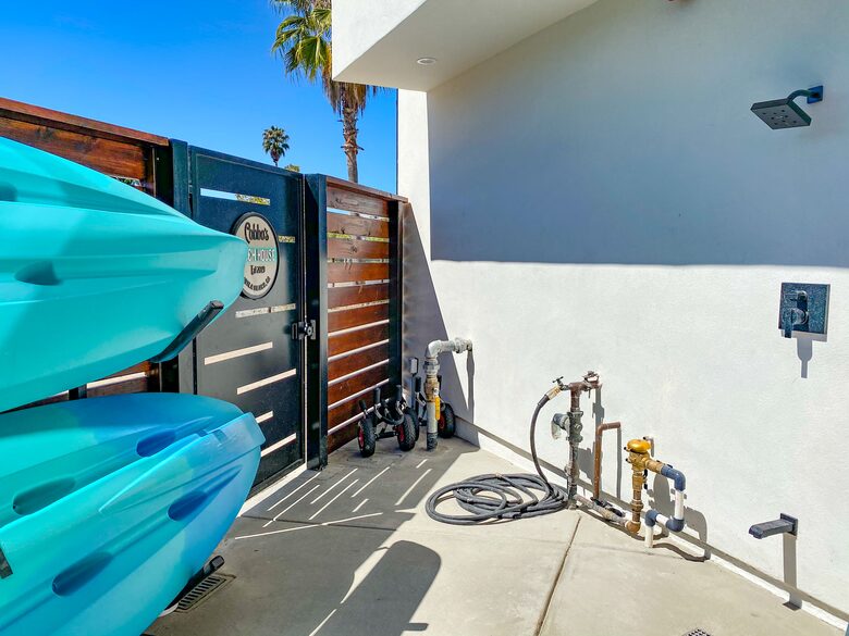Cobbo's Beach House | With hot tubs, views, and just steps to the beach! - Avila Beach, California