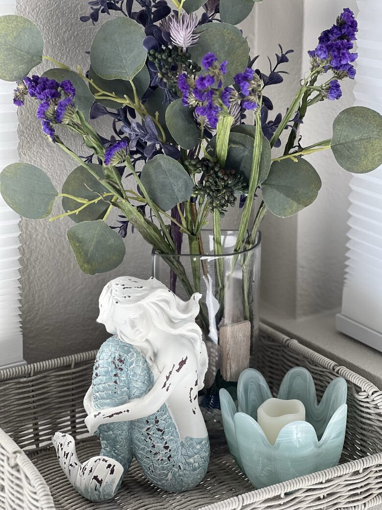 Coastal decor throughout the home.