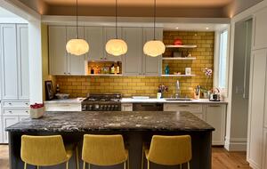 Charming Sunny Victorian | With a Gorgeous Chef's kitchen and backyard - San Francisco, California