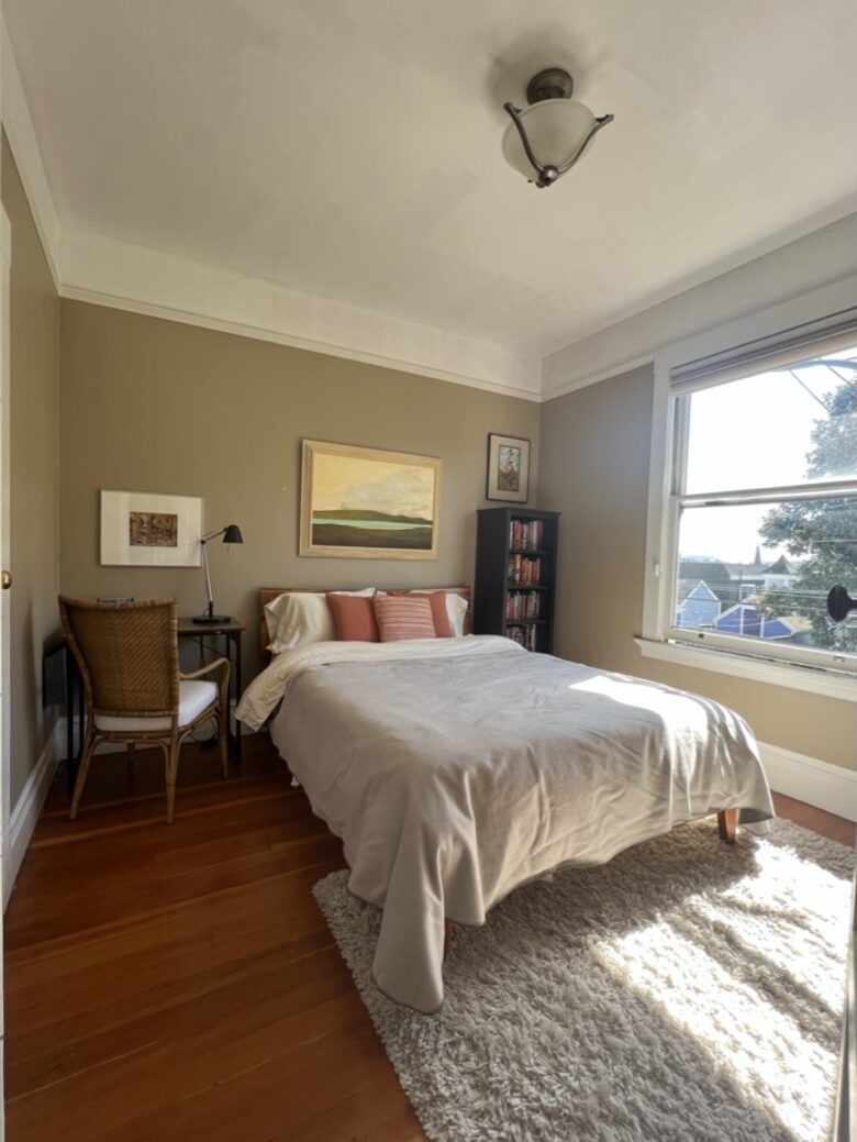 Charming Sunny Victorian | With a Gorgeous Chef's kitchen and backyard - San Francisco, California