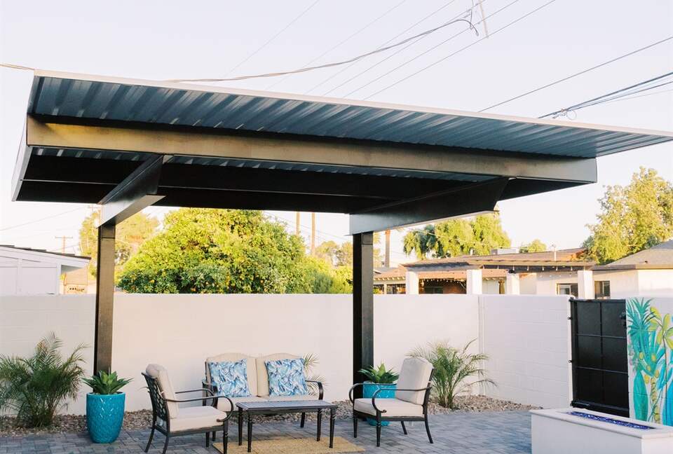 The Palmly , Hot tub, Fire Pit, Close to Old Town! - Scottsdale, Arizona