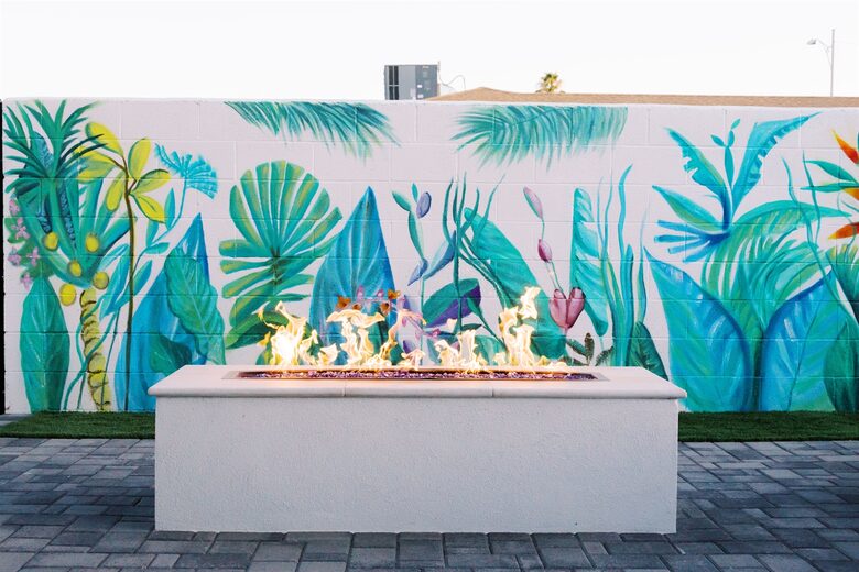 The Palmly , Hot tub, Fire Pit, Close to Old Town! - Scottsdale, Arizona
