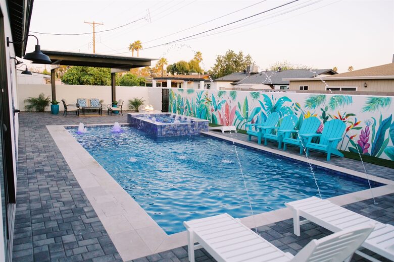 The Palmly , Hot tub, Fire Pit, Close to Old Town! - Scottsdale, Arizona