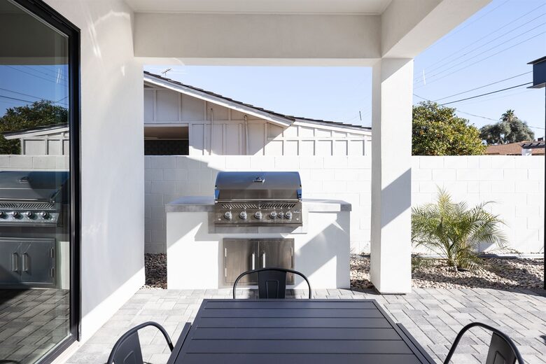 The Palmly , Hot tub, Fire Pit, Close to Old Town! - Scottsdale, Arizona