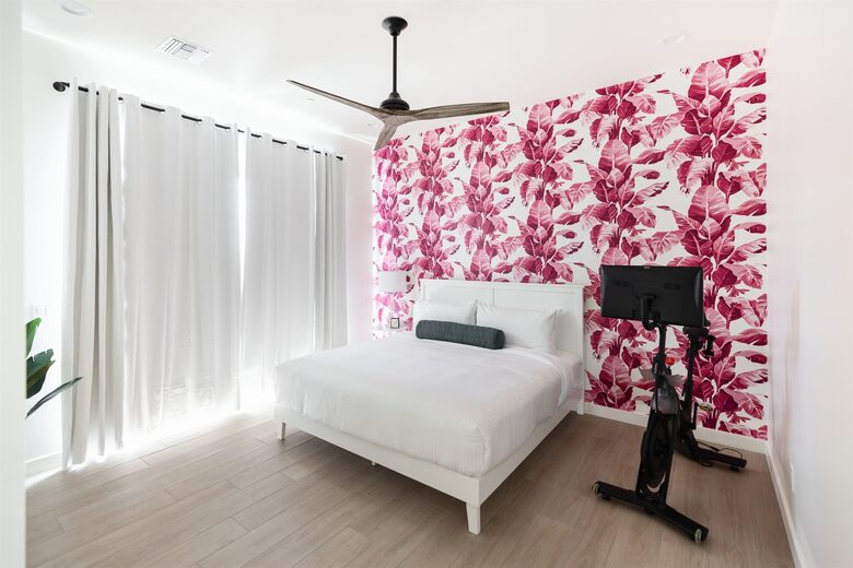The Palmly , Hot tub, Fire Pit, Close to Old Town! - Scottsdale, Arizona