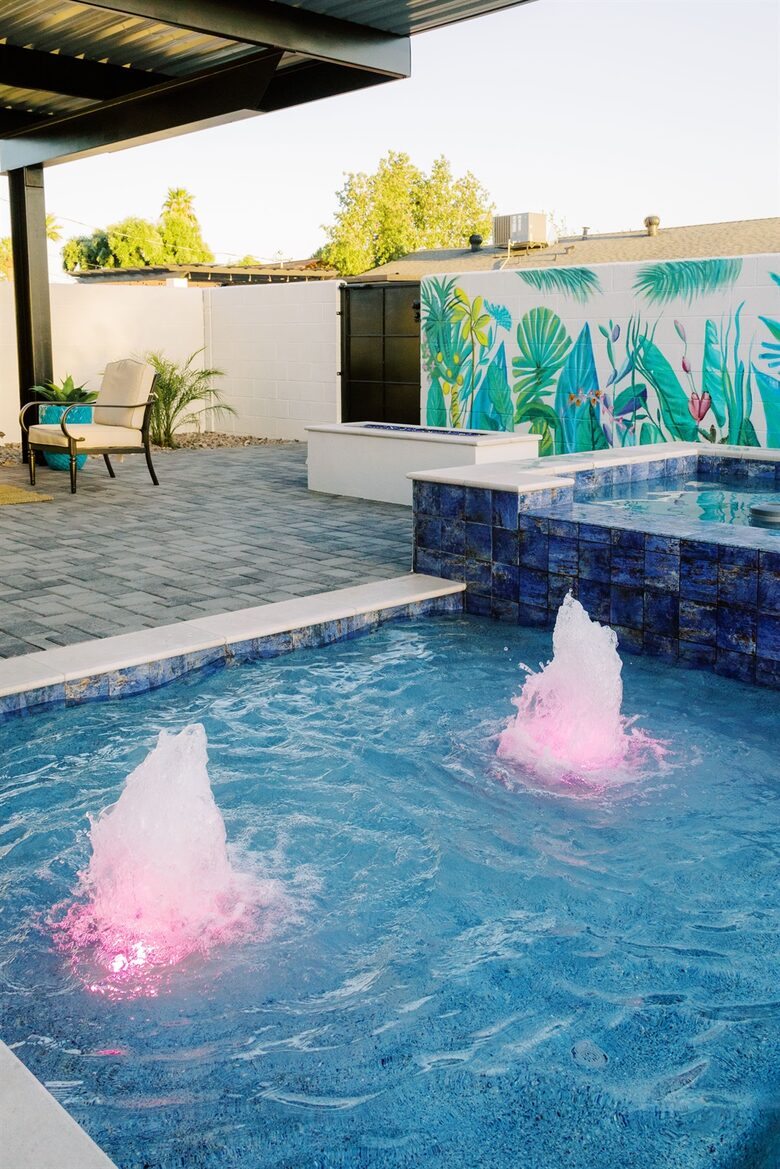 The Palmly , Hot tub, Fire Pit, Close to Old Town! - Scottsdale, Arizona