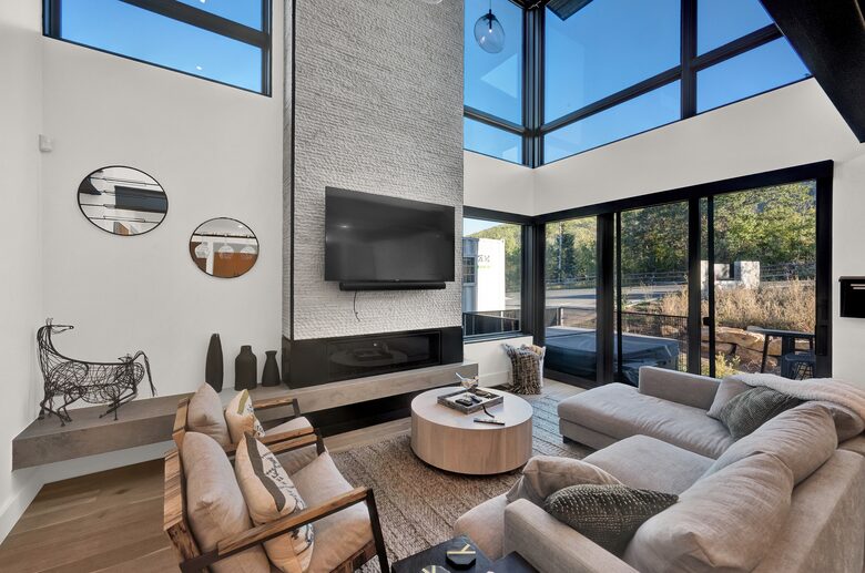 Luxury Ski-In Townhome | With Private Hot Tub - Park City, Utah