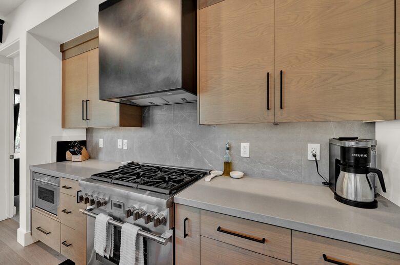 Luxury Ski-In Townhome | With Private Hot Tub - Park City, Utah