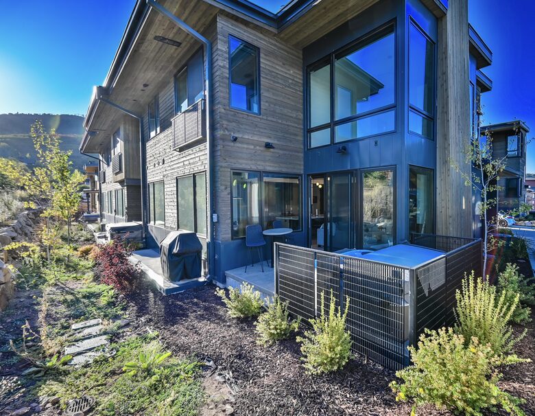 Luxury Ski-In Townhome | With Private Hot Tub - Park City, Utah