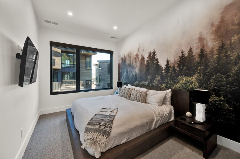 Luxury Ski-In Townhome | With Private Hot Tub - Park City, Utah