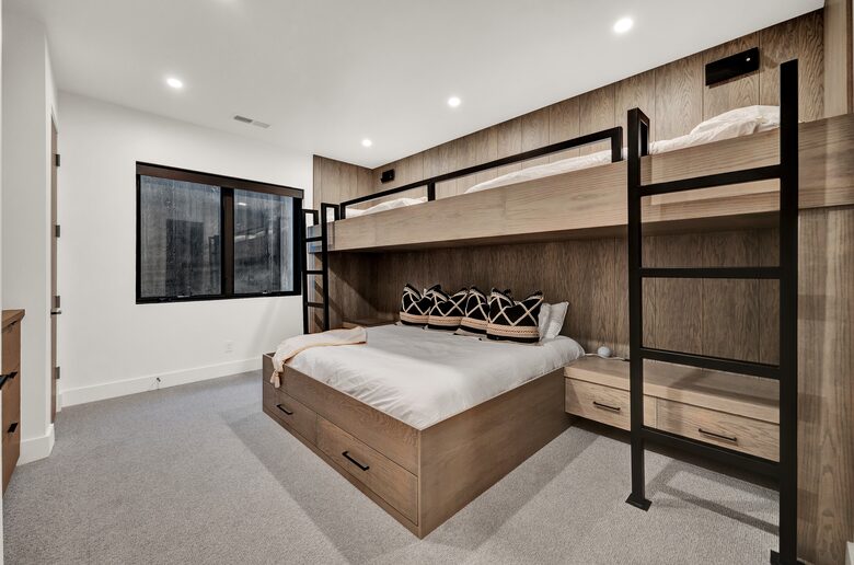 Luxury Ski-In Townhome | With Private Hot Tub - Park City, Utah