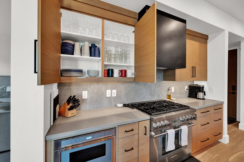 Luxury Ski-In Townhome | With Private Hot Tub - Park City, Utah
