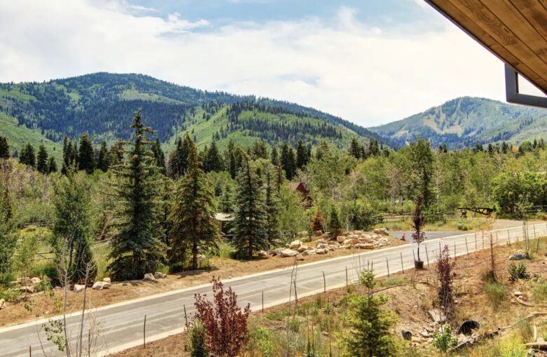 Luxury Ski-In Townhome | With Private Hot Tub - Park City, Utah