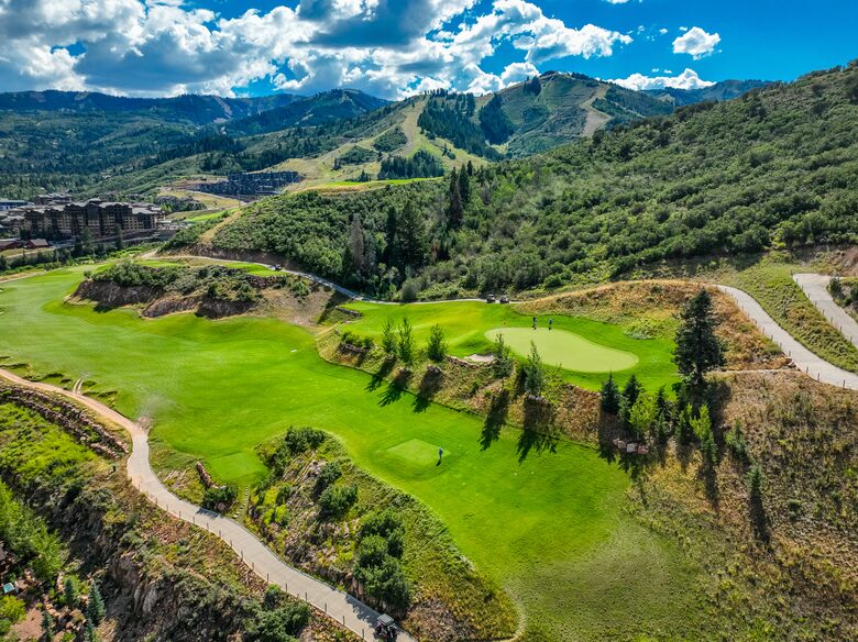 Luxury Ski-In Townhome | With Private Hot Tub - Park City, Utah