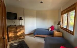 Spacious Mountain Home with Gorgeous Views - Truckee, California