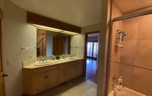 Spacious Mountain Home with Gorgeous Views - Truckee, California