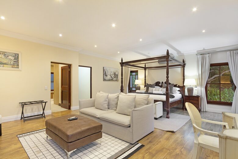 Two Luxury Villas | Lyonesse & Lyons Den - Cape Town, South Africa