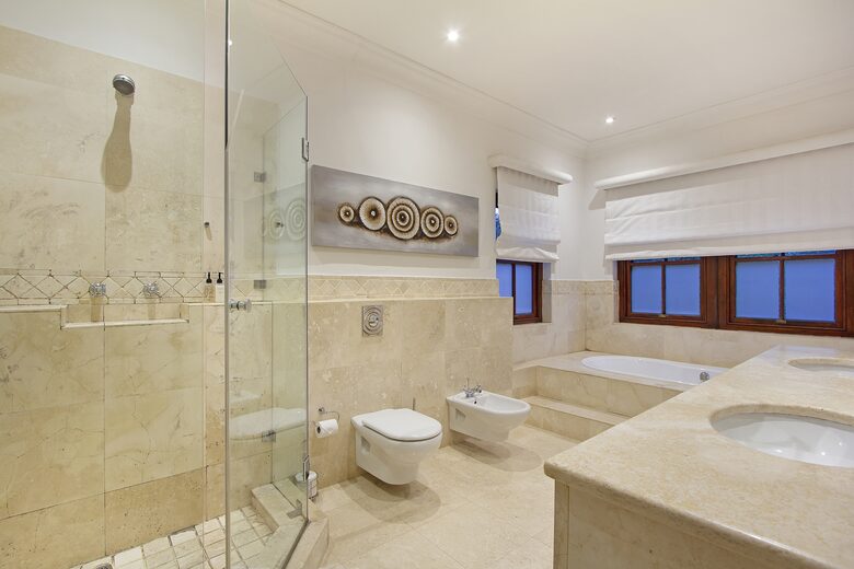 Two Luxury Villas | Lyonesse & Lyons Den - Cape Town, South Africa