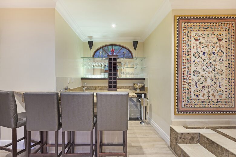 Two Luxury Villas | Lyonesse & Lyons Den - Cape Town, South Africa