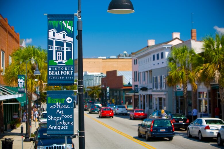 High Tides Riverfront Cottage - Port Royal, South Carolina