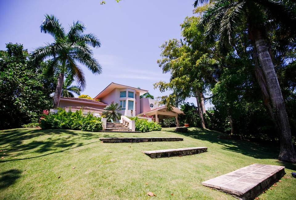 Dorado Beach 4 Bedroom House with Access to Ritz-Carlton Resort Amenities - Dorado, Puerto Rico