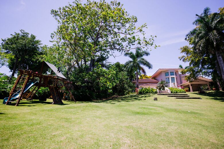 Dorado Beach 4 Bedroom House with Access to Ritz-Carlton Resort Amenities - Dorado, Puerto Rico
