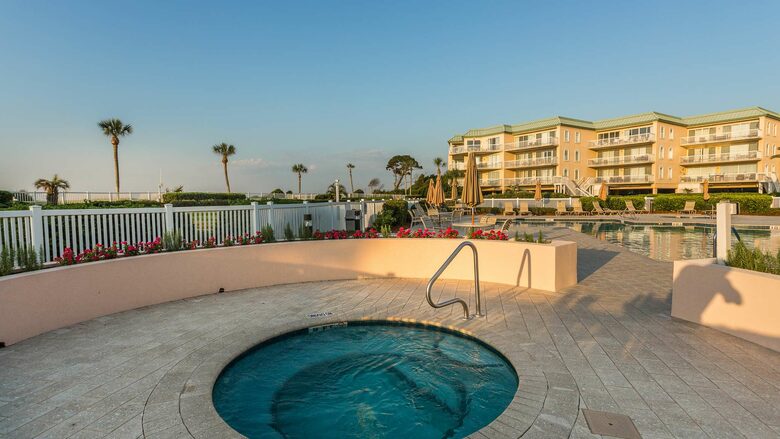 St. Simons Grand Getaway - St Simons Island, Georgia