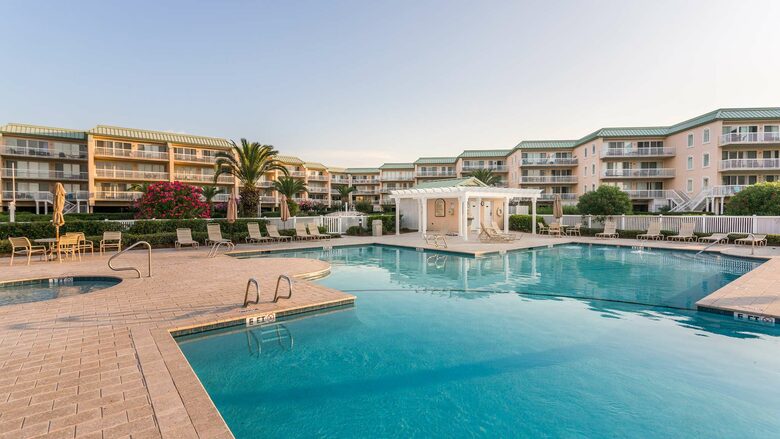 St. Simons Grand Getaway - St Simons Island, Georgia