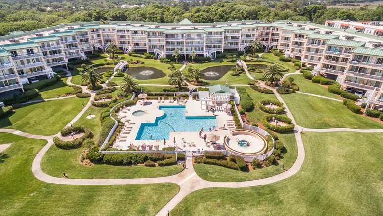 St. Simons Grand Getaway - St Simons Island, Georgia