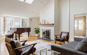 Stunning Luxury Home with a Pool - Great Barrington, Massachusetts