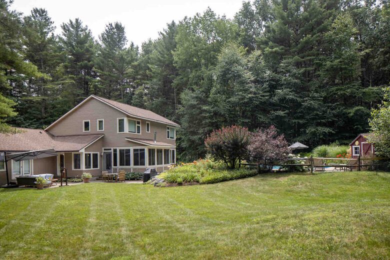 Stunning Luxury Home with a Pool - Great Barrington, Massachusetts