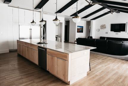 Modern Family-Friendly House | Fun Backyard Private Pool & Pickleball - Hurricane, Utah