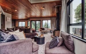 Queenstown home with stunning views and space for the family - Queenstown, New Zealand