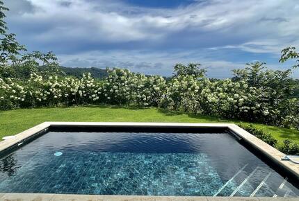 Casa Cascada Panoramic Views and Expansive kitchen - Ojochal, Costa Rica