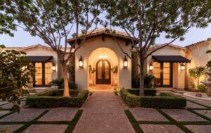 Stunning Estate at the Base of Camelback Mountain