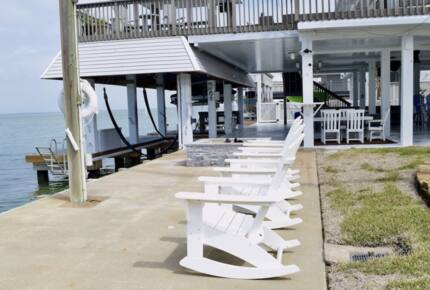 Bayfront Getaway with a Pool and Hot Tub - Galveston, Texas