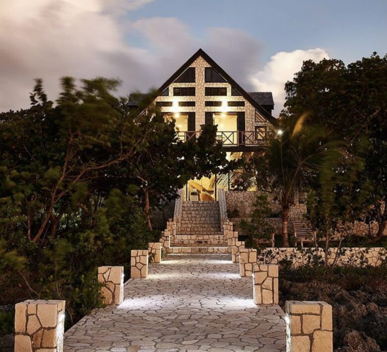 Poetreef Retreat - Green Island, Jamaica