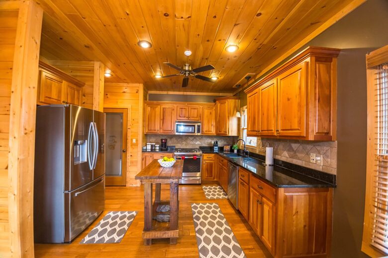 Luxe Lodge Near Downtown Blue Ridge - Blue Ridge, Georgia