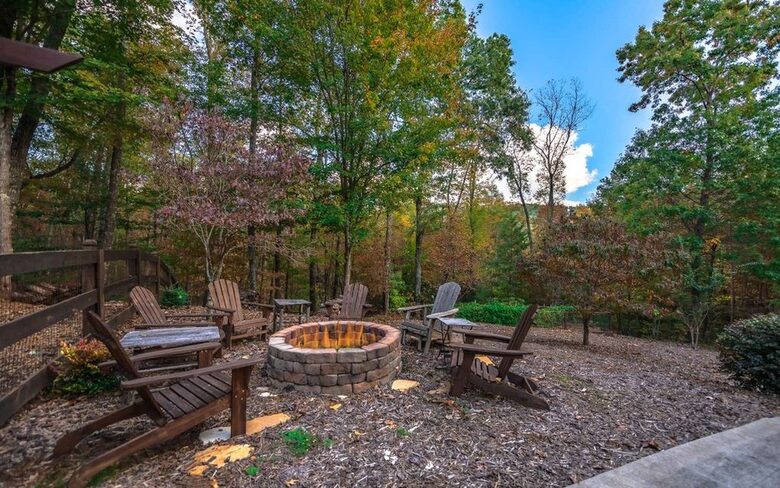 Luxe Lodge Near Downtown Blue Ridge - Blue Ridge, Georgia