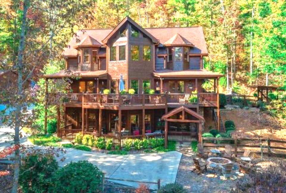 Luxe Lodge Near Downtown Blue Ridge - Blue Ridge, Georgia