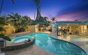 Amazing Jupiter Tropical Pool House - Jupiter, Florida