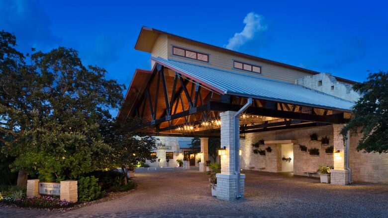Wild Oak Ranch, San Antonio - Two-Bedroom Villa - San Antonio, Texas