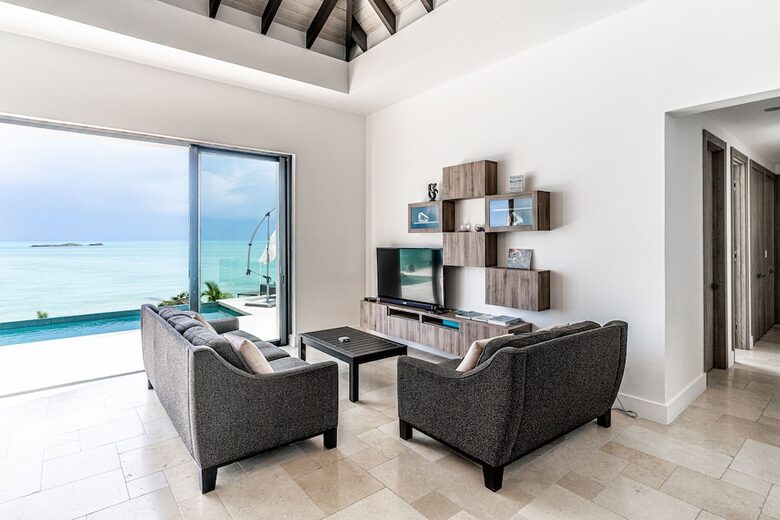 Modern Beachfront 3bdrm/3bath | With pool & incredible view! - Providenciales, Turks and Caicos Islands