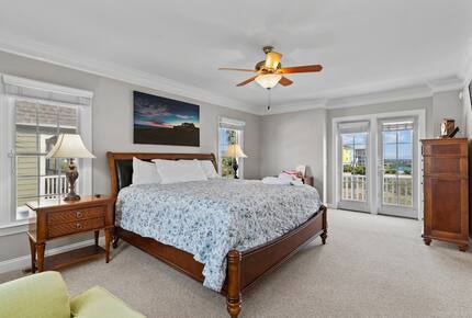 Dreamy Waterfront | With Private Beach Access - Holden Beach, North Carolina