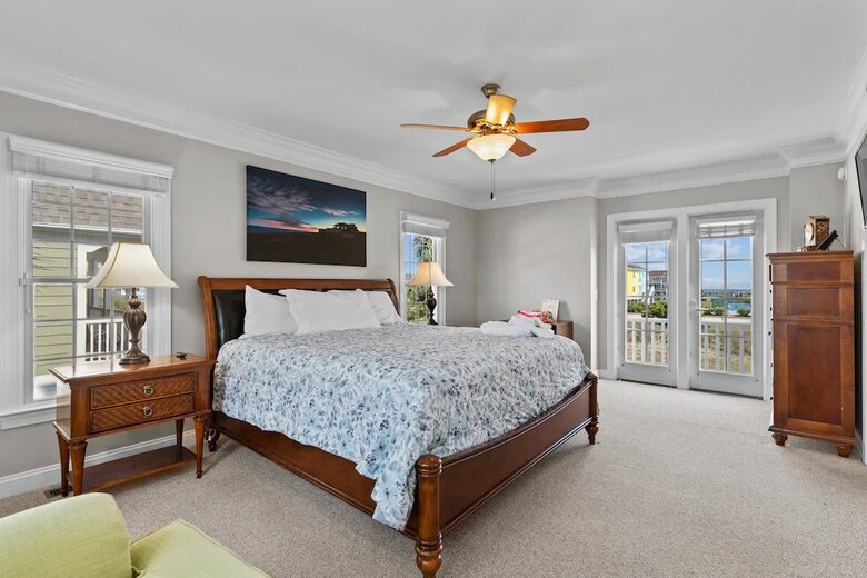 Dreamy Waterfront | With Private Beach Access - Holden Beach, North Carolina