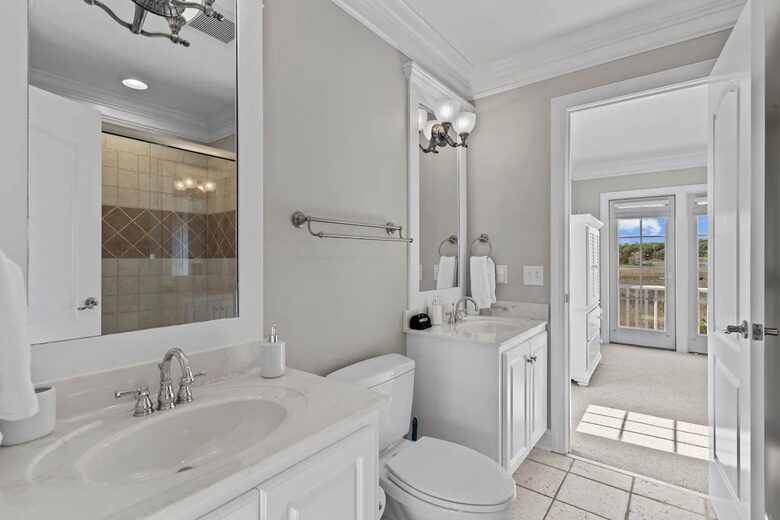 Dreamy Waterfront | With Private Beach Access - Holden Beach, North Carolina