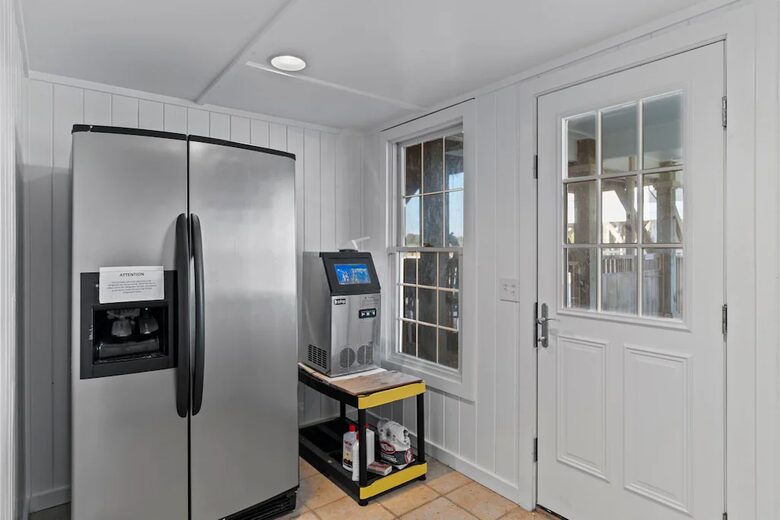 Dreamy Waterfront | With Private Beach Access - Holden Beach, North Carolina