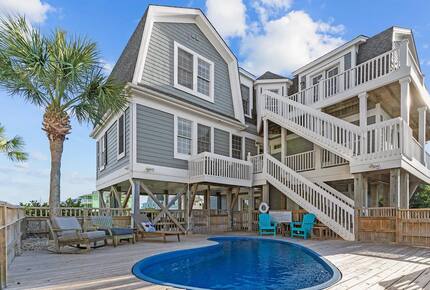 Dreamy Waterfront | With Private Beach Access - Holden Beach, North Carolina