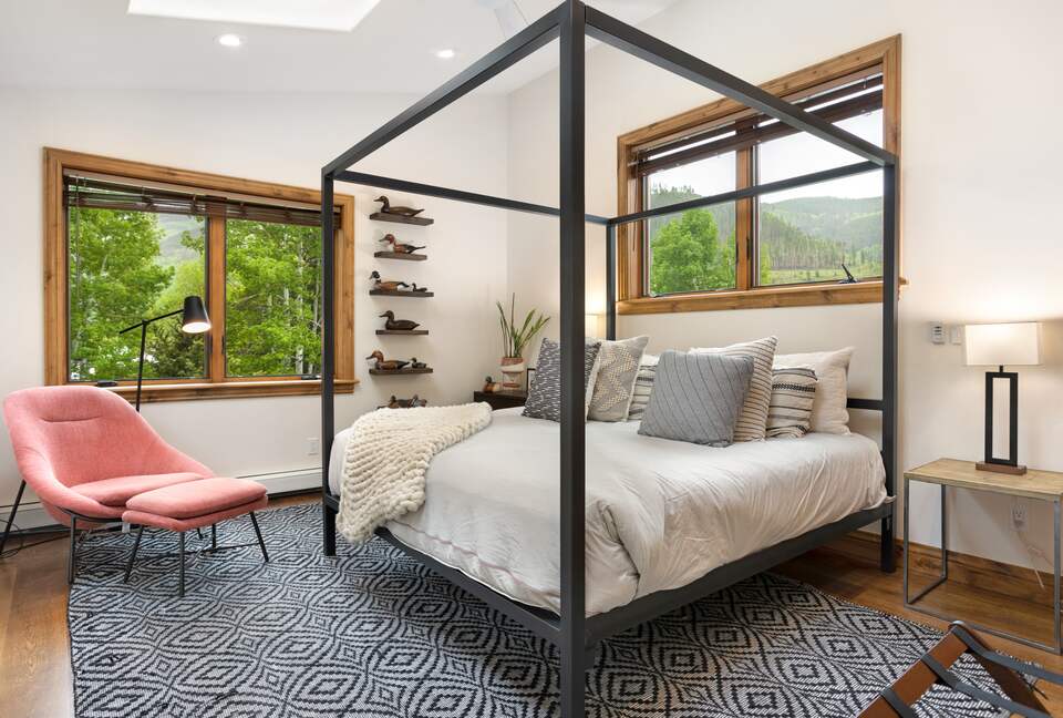 Vail Valley Modern Getaway - Vail, Colorado