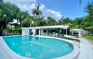 Spacious Family Retreat | With Pool, 15 minutes from Miami - El Portal, Florida